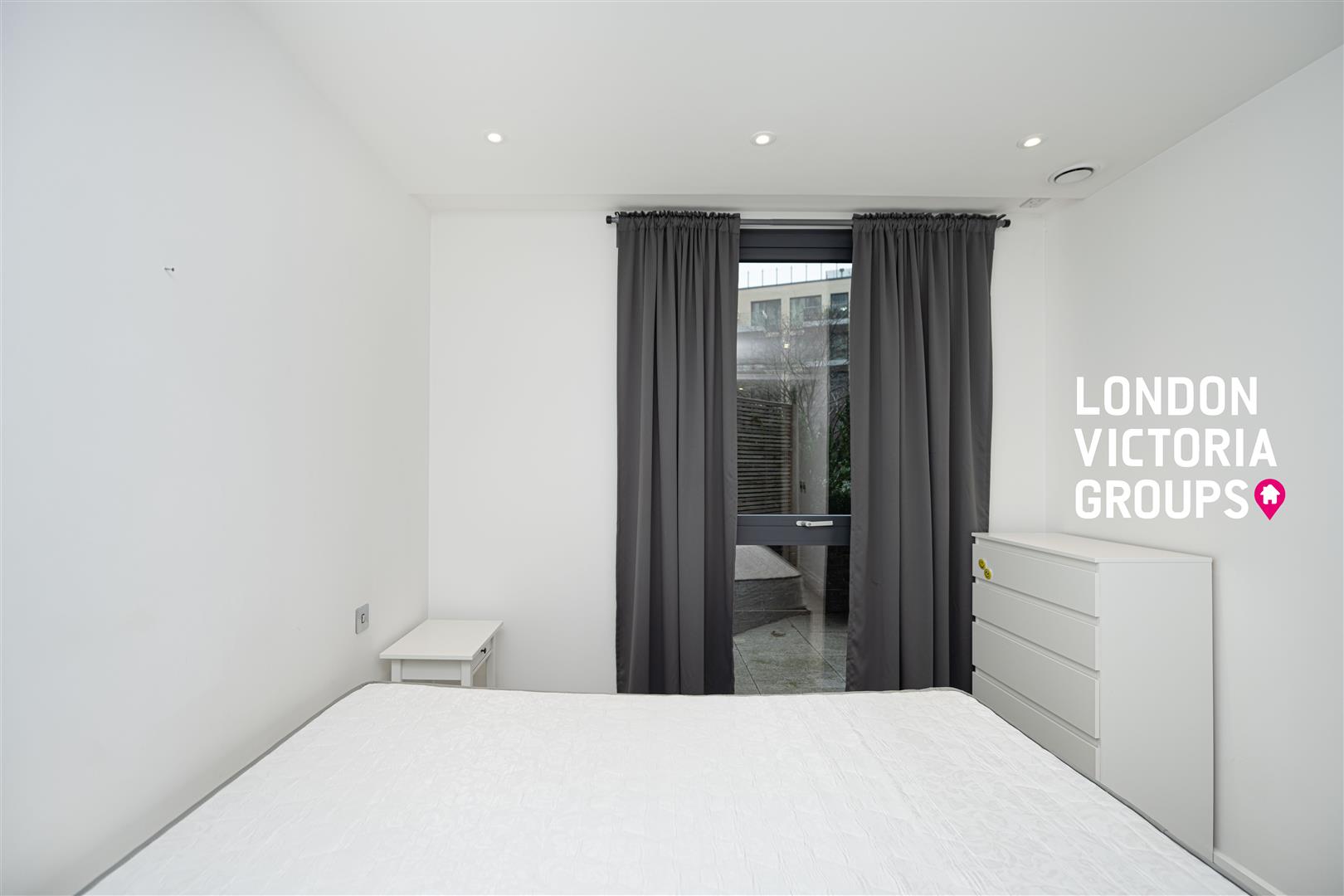 Neroli House, 14 Piazza Walk, London